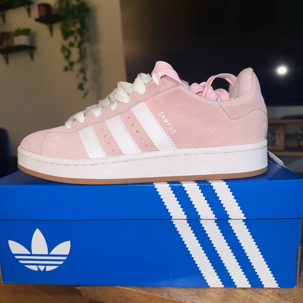 Adidas Campus Low-Top Sneakers in Pink
